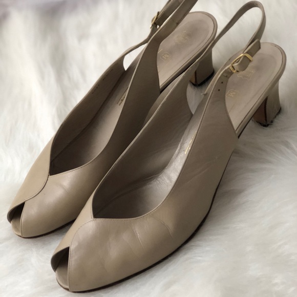 vintage peep toe shoes